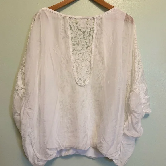 Elegant White Lace Women's Blouse - Picture 7 of 11